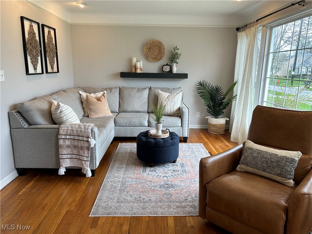 Lyndhurst, Ohio 44124, United States, 3 Bedrooms Bedrooms, ,2 BathroomsBathrooms,Residential,Active,170583