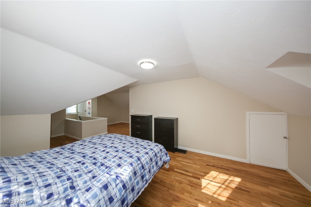6305 Farnsworth Drive, Parma, Ohio image 32