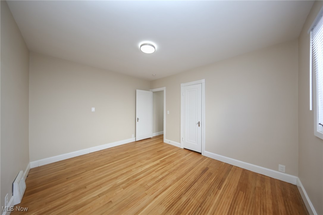 6305 Farnsworth Drive, Parma, Ohio image 17