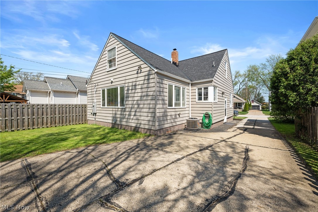 Lorain Woods - Residential