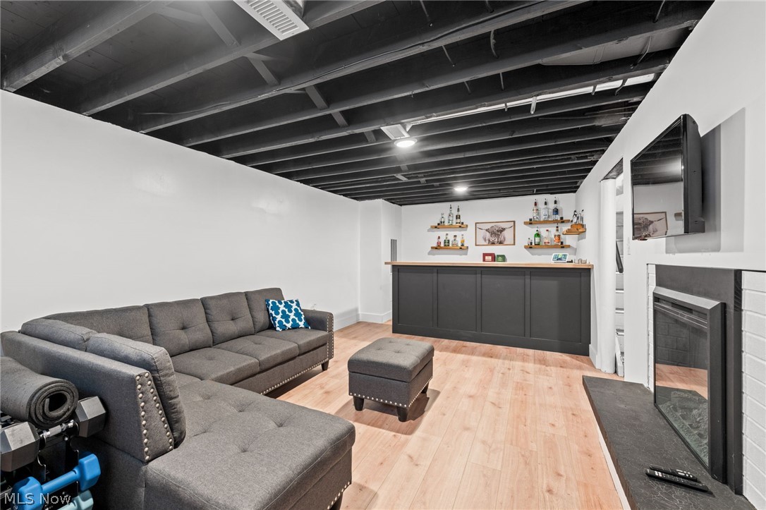 Lorain Woods - Residential