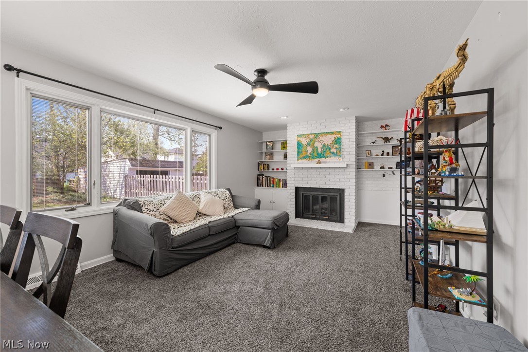 Lorain Woods - Residential