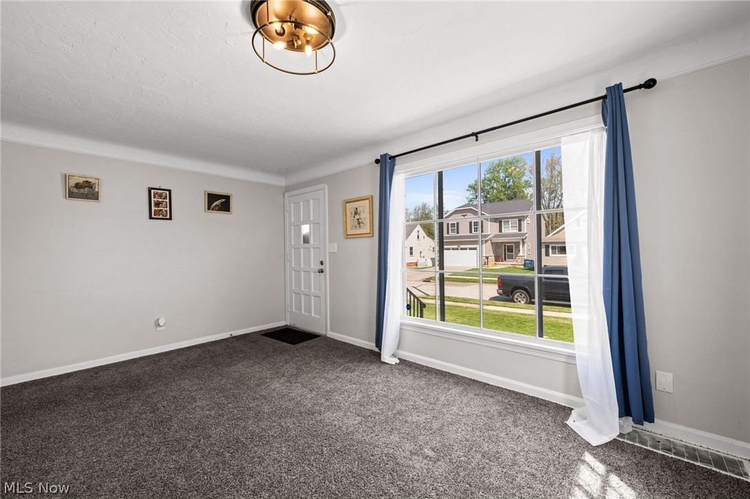 Lorain Woods - Residential