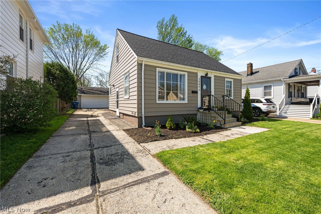 Lorain Woods - Residential