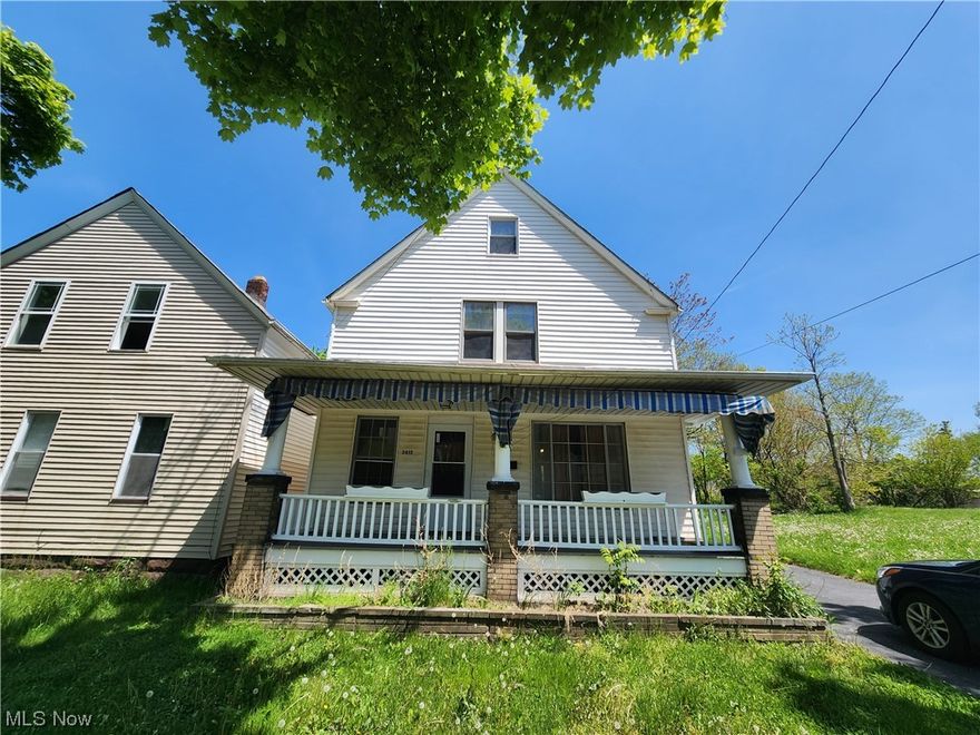 Lots of updates throughout this three bedroom, one bathroom home. Brand new flooring, fresh paint, and new fixtures to name a few! Spacious kitchen and dining room with built ins. Large front porch and spacious backyard.