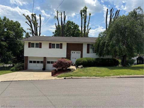 Homes For Sale - 2806 25th Street<br/> Parkersburg, WV 26104