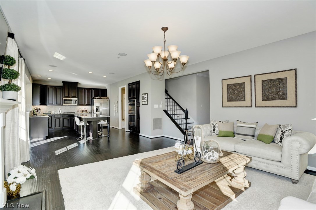 Hunting Meadows - Residential