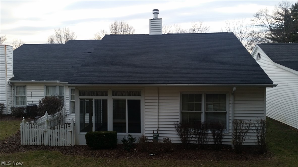 Fore Seasons 02 Condo - Residential