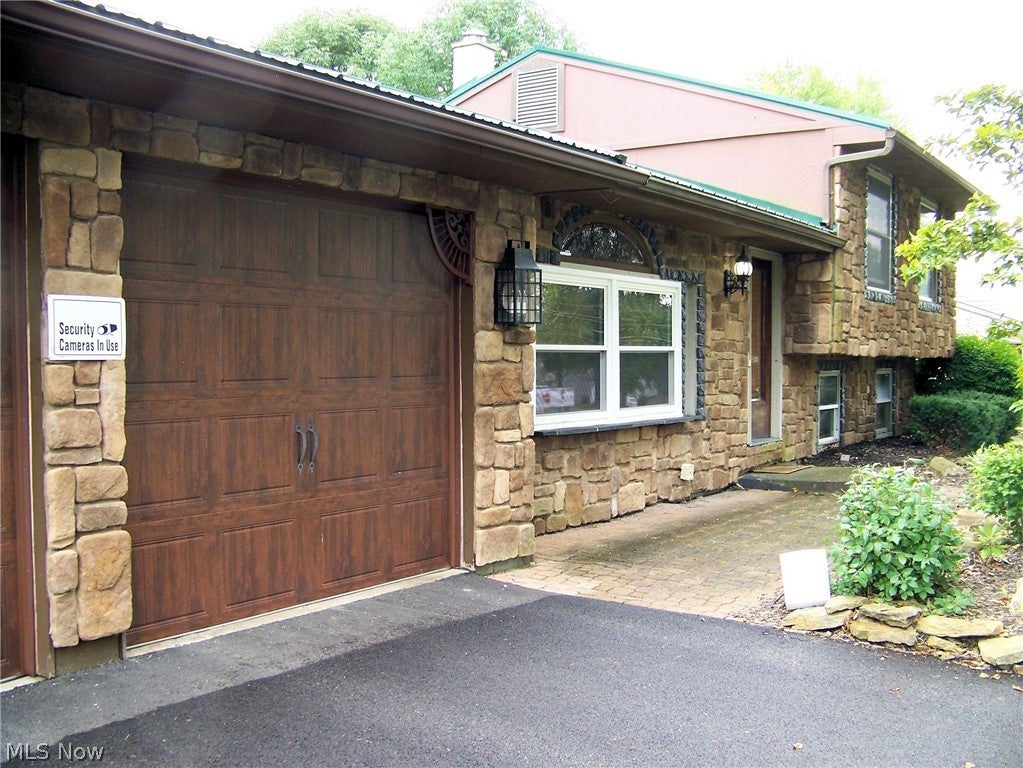 1921 Birch Trace Drive