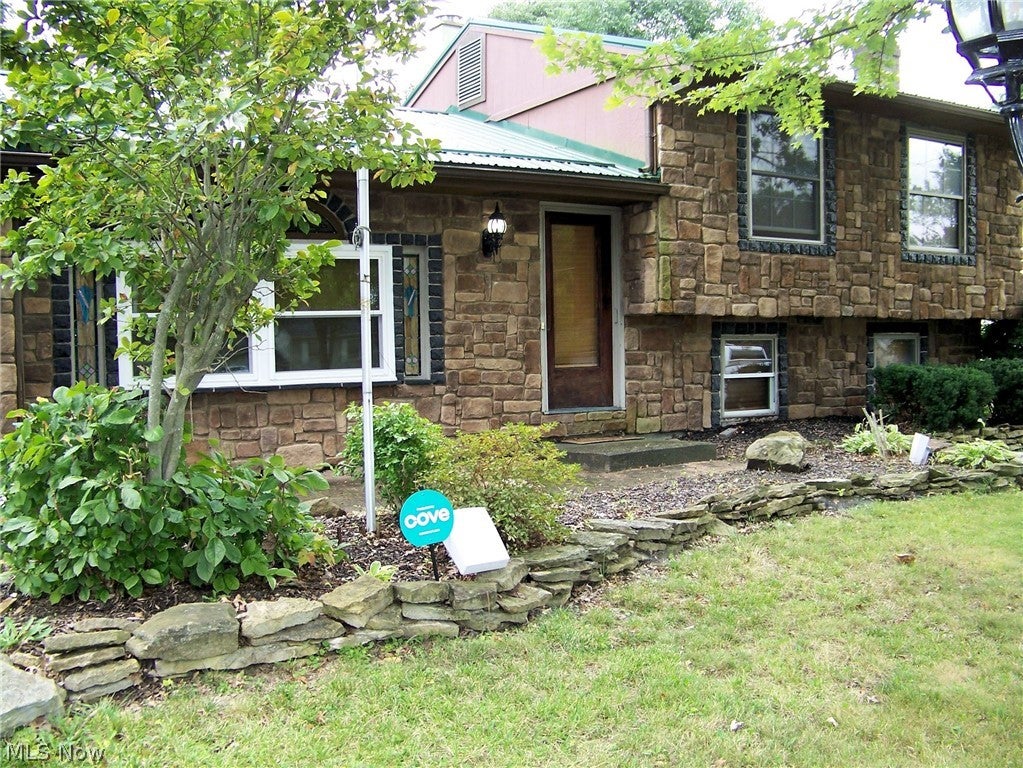 1921 Birch Trace Drive