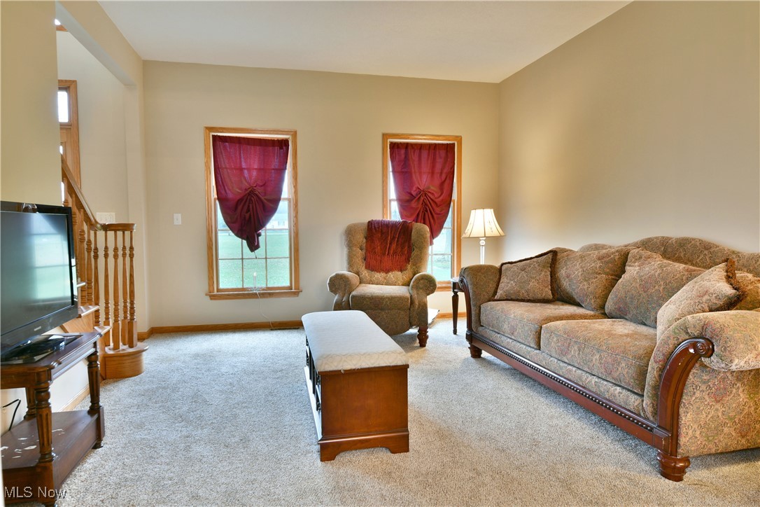 6591 N Park Avenue, Cortland, Ohio image 7