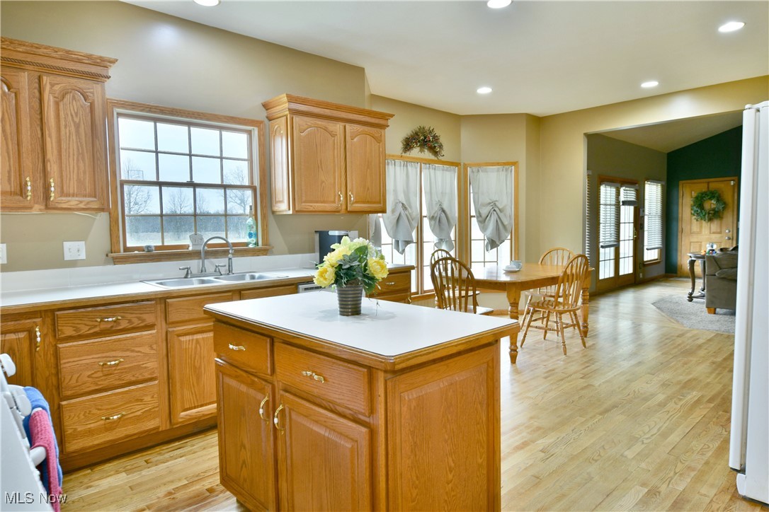 6591 N Park Avenue, Cortland, Ohio image 13