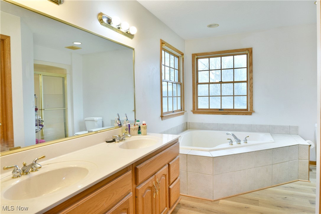 6591 N Park Avenue, Cortland, Ohio image 26