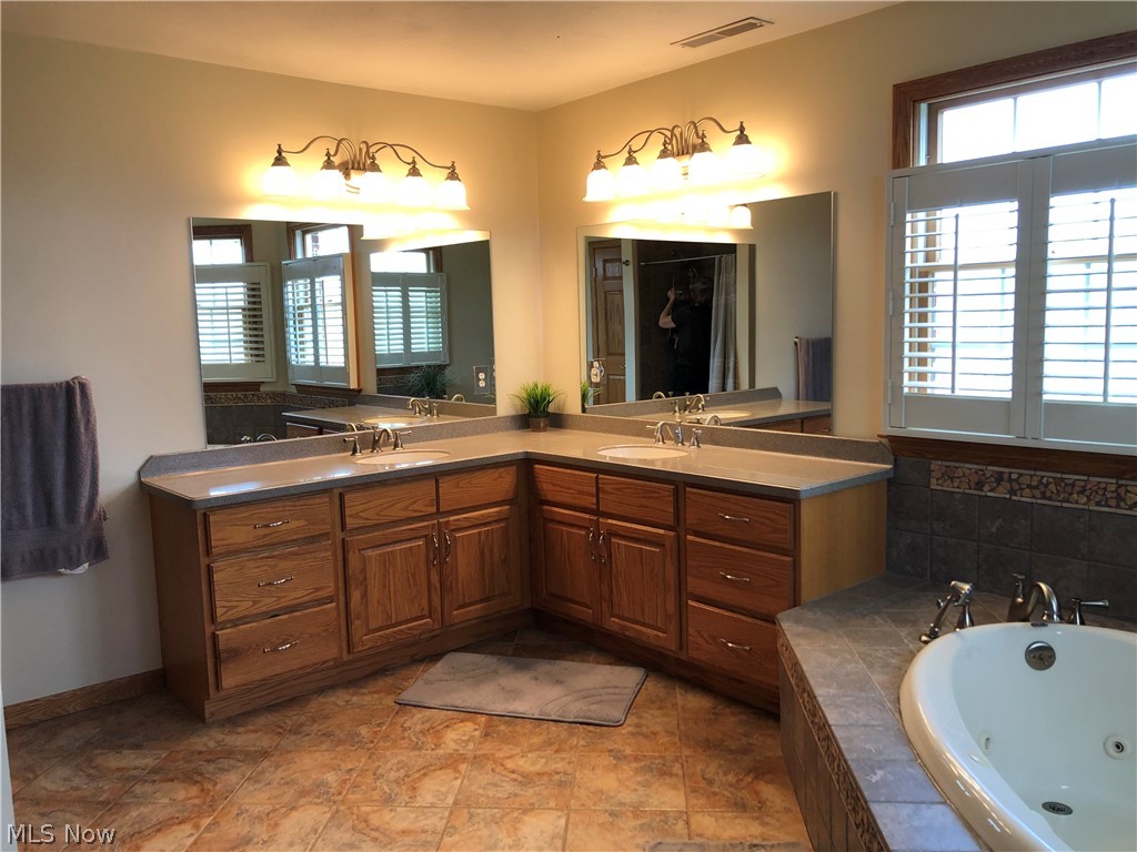 Hawksview - Residential