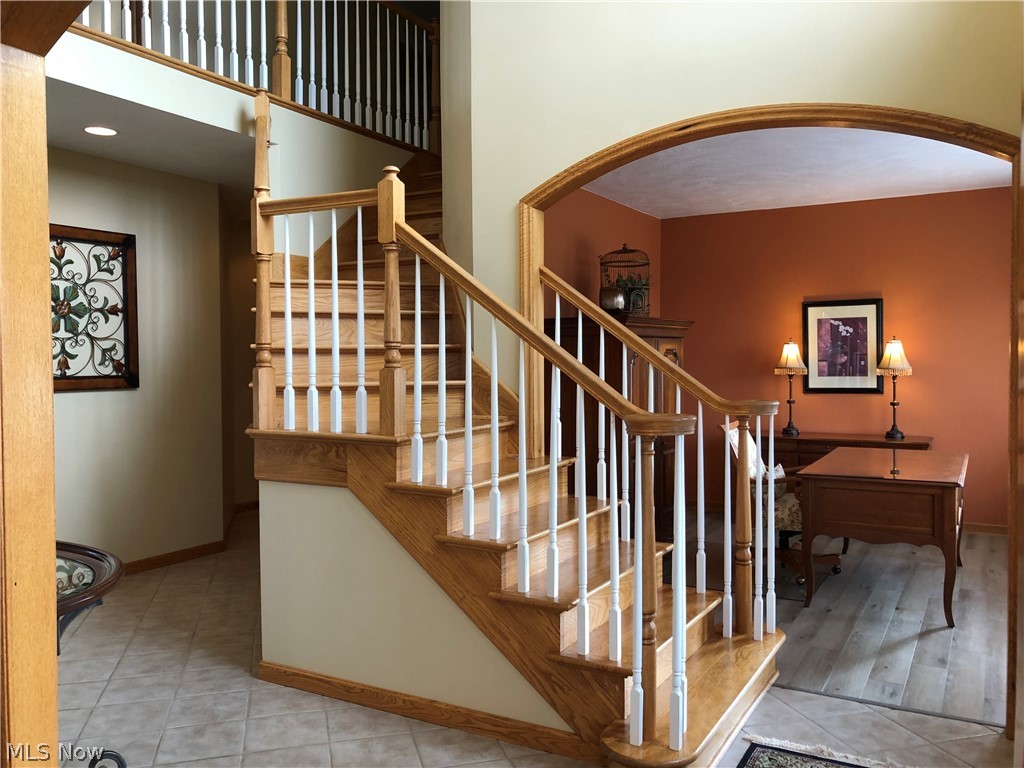 Hawksview - Residential