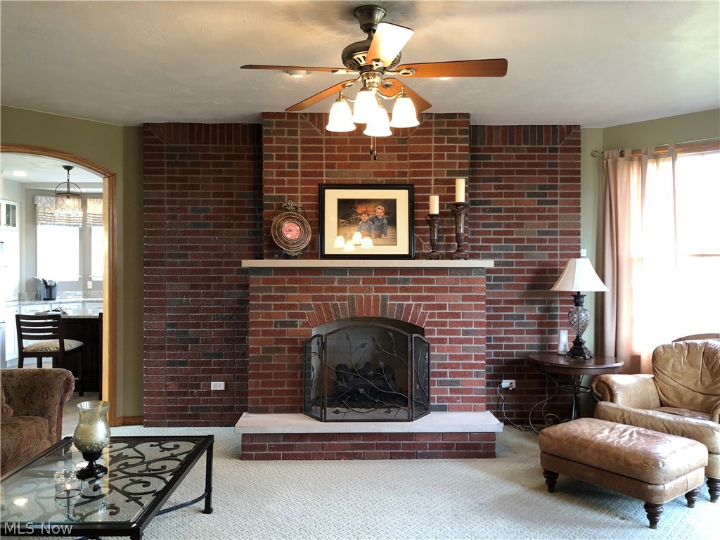 Hawksview - Residential