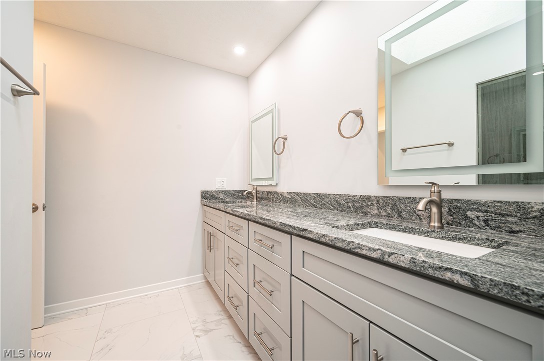 Bluffside Condo - Residential