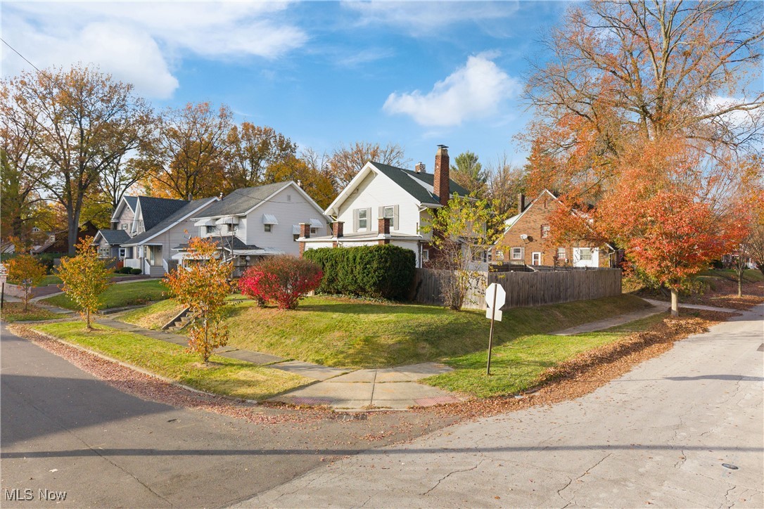 1723 Honodle Avenue, Akron, Ohio image 3