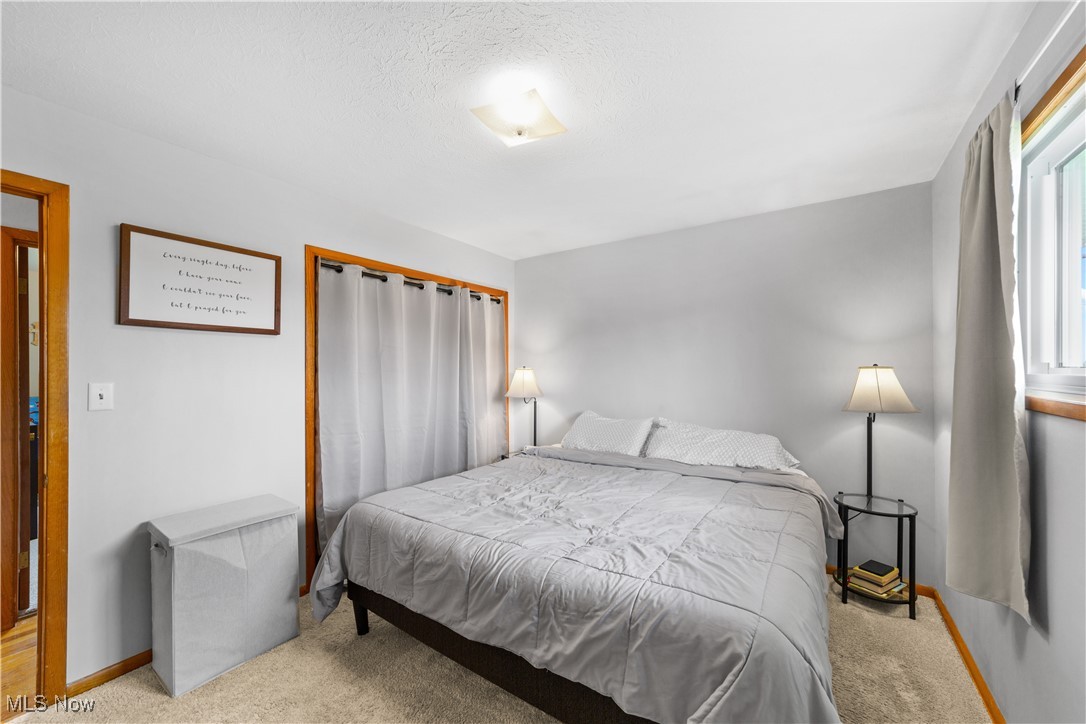 8908 Harrow Drive, Parma, Ohio image 11