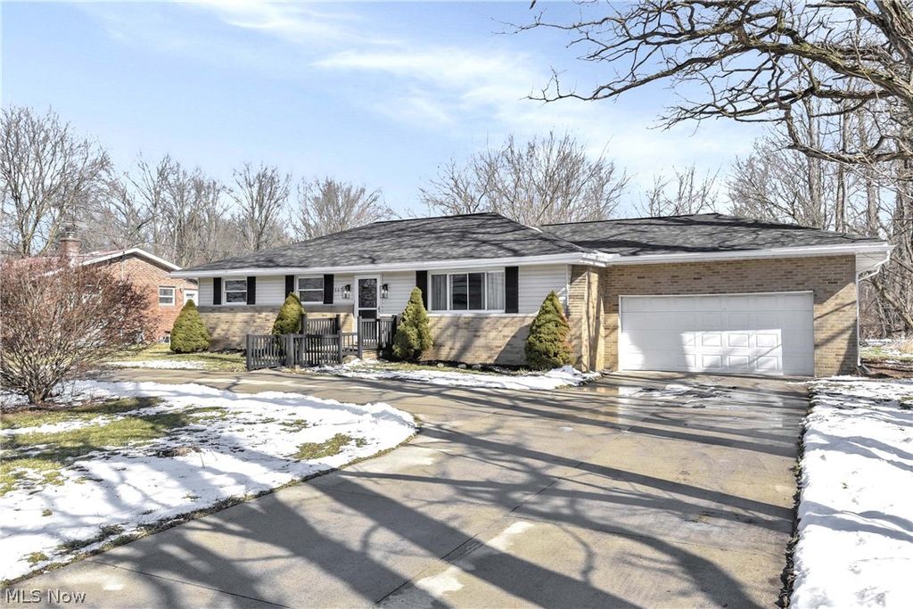 Photo of 6672 Cleveland Road, Ravenna, OH 44266 (MLS # 5188917)