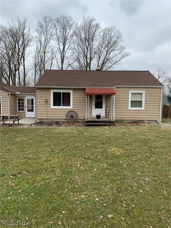 Make this adorable ranch on 1 acre your next home. Nearby freeway access, fully fenced in back yard, and partially finished basement. Updates include: new carpet in basement and bedroom 12/19, new furnace motor 7/19, new AC system with 10 year warranty 6/18, glass block windows in basement with 10 year warranty 9/18, water softener maintenance 3/20, whole home windows Universal Windows Direct with 30 year warranty 11/19, new hot water tank 8/18. Call today to schedule a showing!