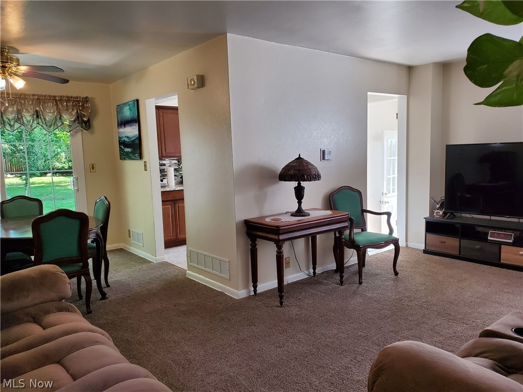 LOUIS STYLE 04 - Residential