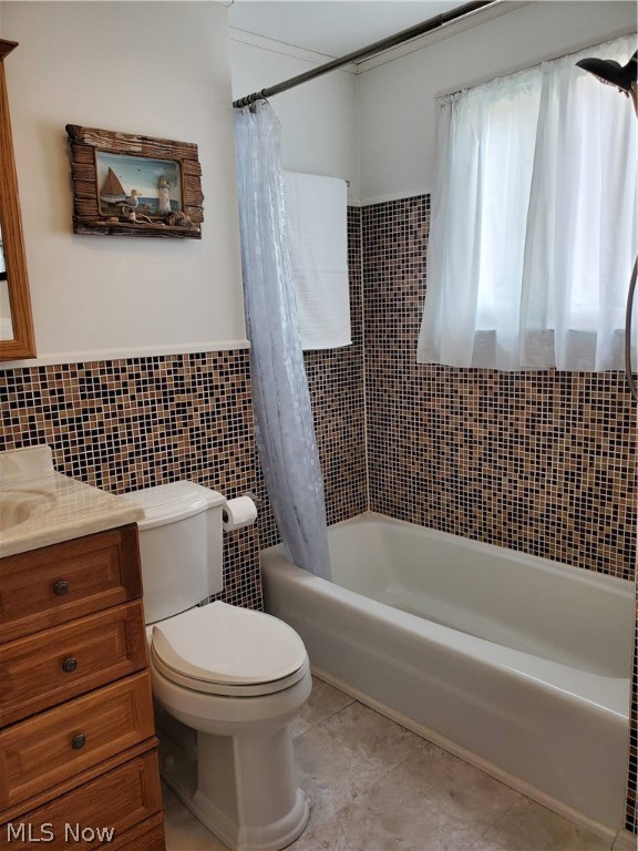 LOUIS STYLE 04 - Residential