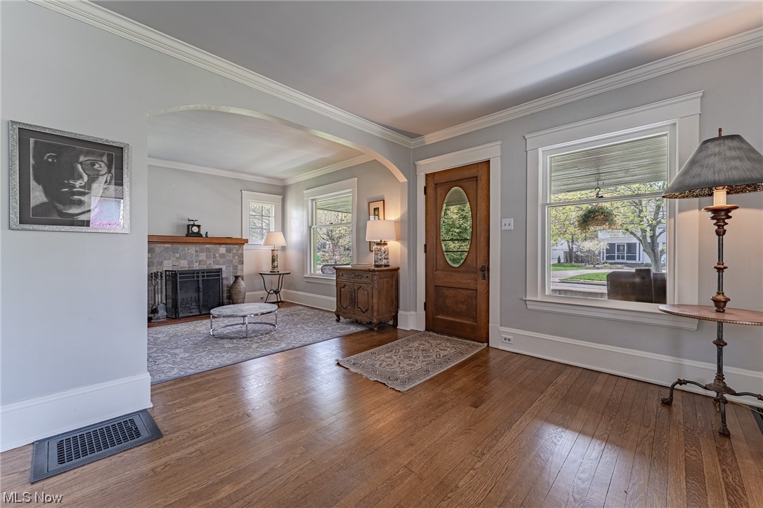 Russell 03 - Residential