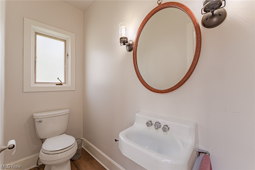 Russell 03 - Residential