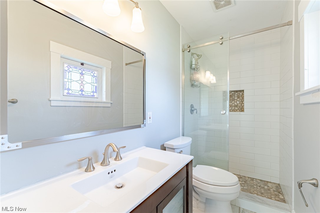 Russell 03 - Residential