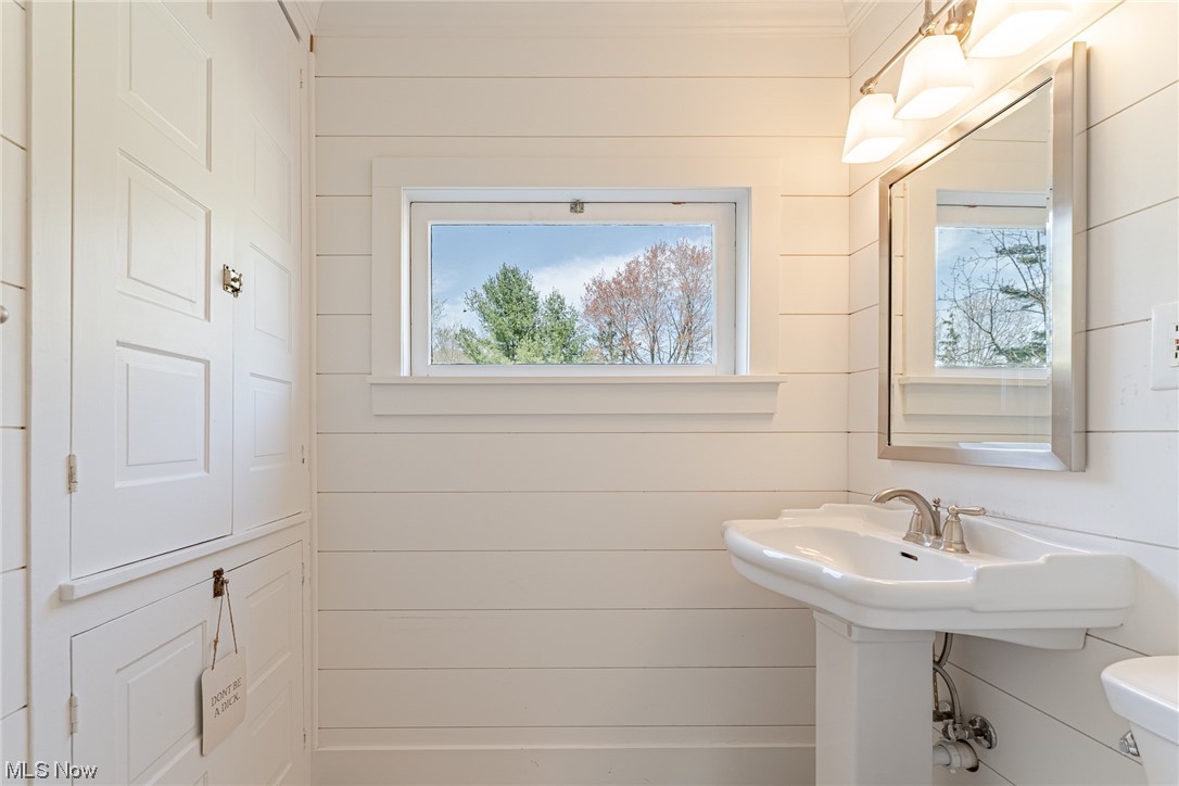 Russell 03 - Residential