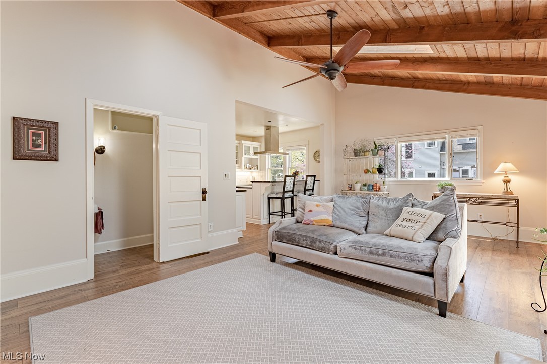 Russell 03 - Residential