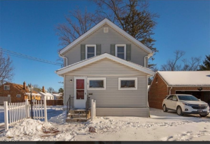 Great chance to own this income producing property in the heart of Bedford. Perfect location close to everything this city has to offer. Home features three bedrooms and one and a half bathrooms. Well-maintained under property management. Hurry to take advantage of this amazing opportunity before it's too late!