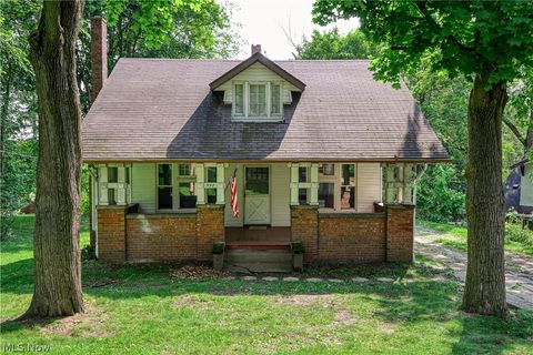 Multifamily For Sale - 557 Weber Avenue<br/> Summit County, Akron, OH 44303