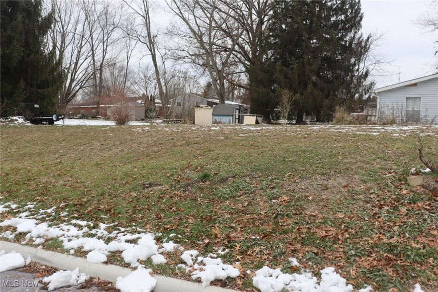 This is a fantastic opportunity to build your dream home minutes from PaulBrown Stadium. Located in a desirable neighborhood, with close proximity to schools, dining, highways and more. You won't want to miss it!