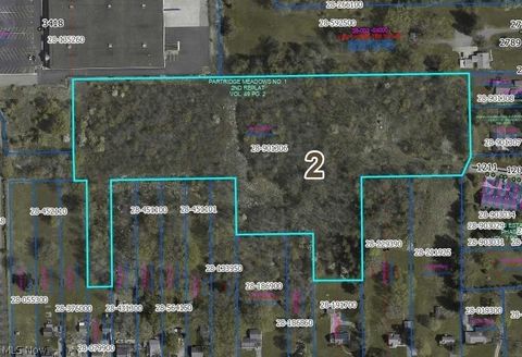 Photo of Summerfield Lane NE, Warren, OH 44483 (MLS # 5202757)