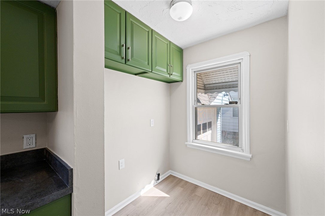 Mix King & Gibbs - Residential