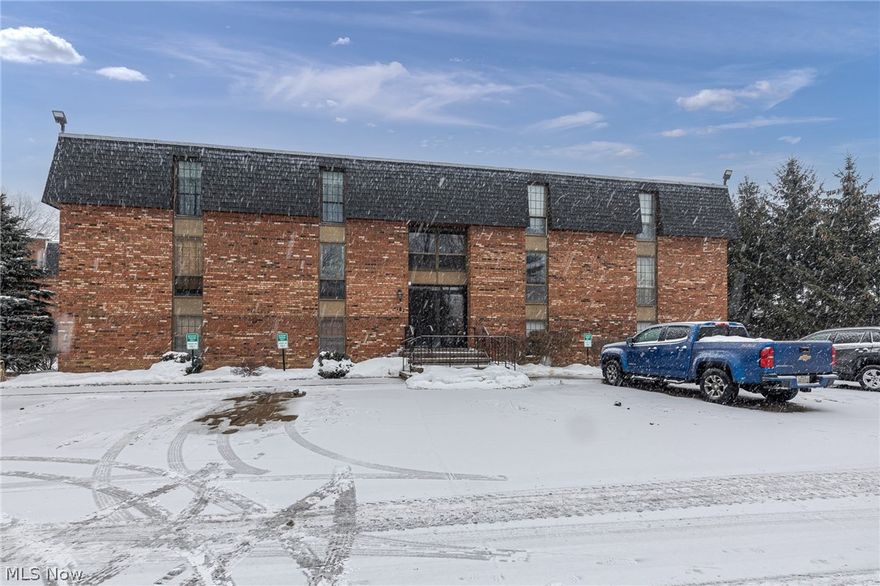 Welcome to this beautifully updated unit in Columbia Park!  Top floor unit- no upstairs neighbors! Tons of quality improvements between 2021 and now: Updates include new tile and grout flooring, a new tile and grout kitchen backsplash, custom built soft close kitchen cabinet doors with fresh paint and updated hardware, an added cabinet with countertop for extra storage and prep space, and a custom built bar near the entrance that adds both charm and functionality. The bathroom has been refreshed with a newly painted vanity, new hardware, a granite vanity top, updated vanity light, and a tiled shower with a new shower pan and glass door. The AC and furnace were replaced in 2022 for added peace of mind. Enjoy a private balcony with serene nature views, one parking space in the heated garage, and one dedicated storage unit. Residents also have access to an amazing updated party room that opens to a fenced pool and large yard area, perfect for entertaining or relaxing. All of this is set in a fantastic location close to dining and shopping, making this condo an exceptional opportunity! Schedule your tour before its gone!