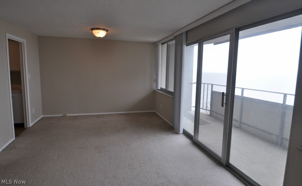 Carlyle Condo - Residential