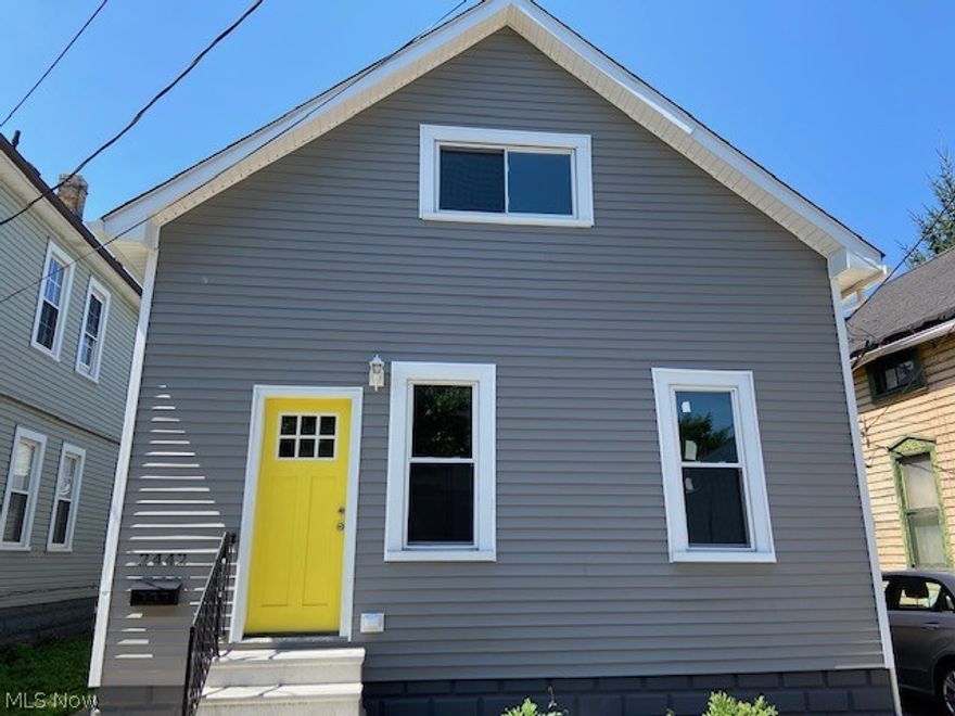 Come view this GORGEOUS, TOTALLY RENOVATED Colonial located in the heart of Tremont. It offers an open and spacious floor plan on the 1st floor, state of the art kitchen with granite counter top, stainless steel dishwasher, beautiful plank flooring and new cabinetry. It has 2 beautifully remodeled full baths, laundry room on first floor, vaulted ceilings with plenty of lighting and has central air. This house is in MOVE-IN READY condition! Conveniently located minutes from downtown where there's live entertainment, the lake, museums, etc. It's also in walking distance to the nearby shops, galleries, restaurants and much more. Property does not have driveway.  See recent survey attached to supplements regarding Land excluded from property. 

 SELLER WILL NEGOTIATE ALL CLOSING COSTS FOR TITLE CLOSINGS WHICH INCLUDE, BUT ARE NOT LIMITED TO BUYERS ATTORNEY'S FEES, TITLE INSURANCE PREMIUMS, TRANSFER TAXES, OTHER TITLE COMPANY MISCELLANEOUS CHARGES ETC. SELLER WILL NEGOTIATE PRORATED BACK