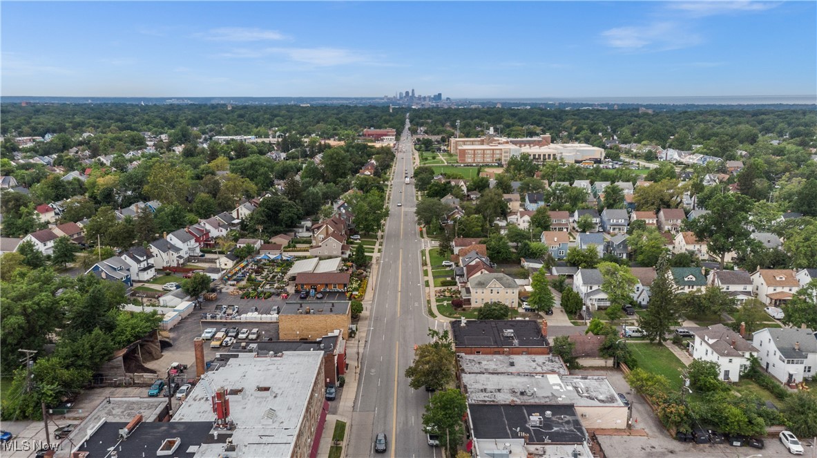 Cedar-Taylor - Commercial Sale