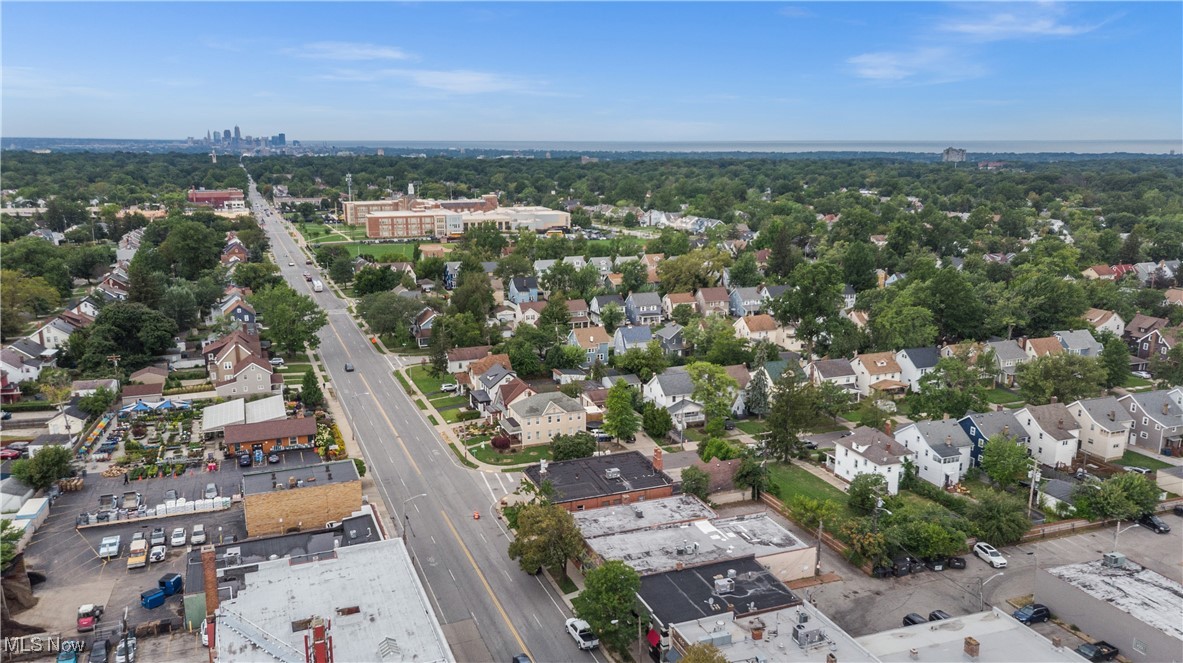 Cedar-Taylor - Commercial Sale