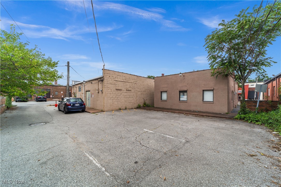 Cedar-Taylor - Commercial Sale