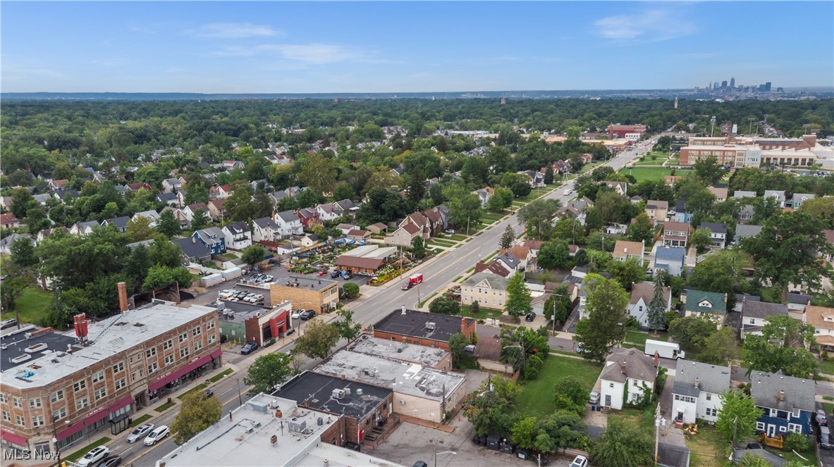 Cedar-Taylor - Commercial Sale