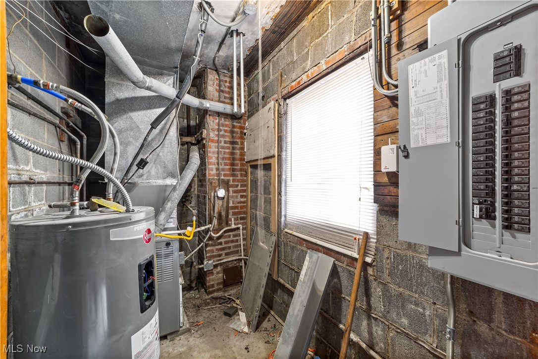 Cedar-Taylor - Commercial Sale