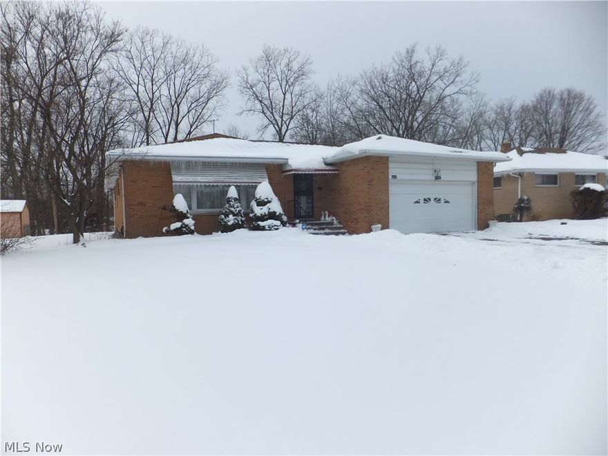 BRICK RANCH,3 bedrooms,1 1/2 baths,eat-in kitchen,all appliances stay,1st floor family room,newer windows,large finished rec room w/dry bar,glass block windows,updated 100amp electric box,covered patio, newer roof,2 car attached garage