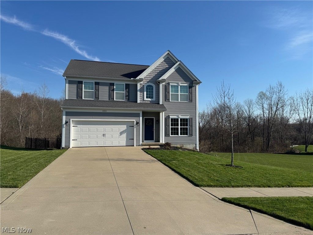 Photo of 2221 Dorchester Drive, Kent, OH 44240 (MLS # 5200041)