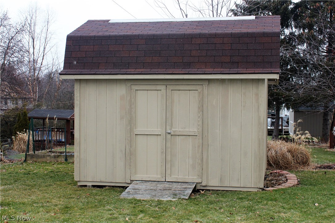 Twin Oaks - Residential