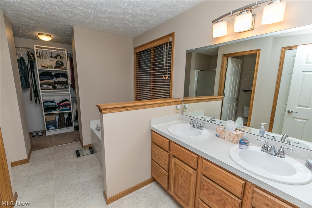 Eaton Estate Ph 4 - Residential