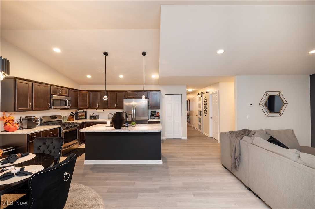 Signature Place 4 - Residential